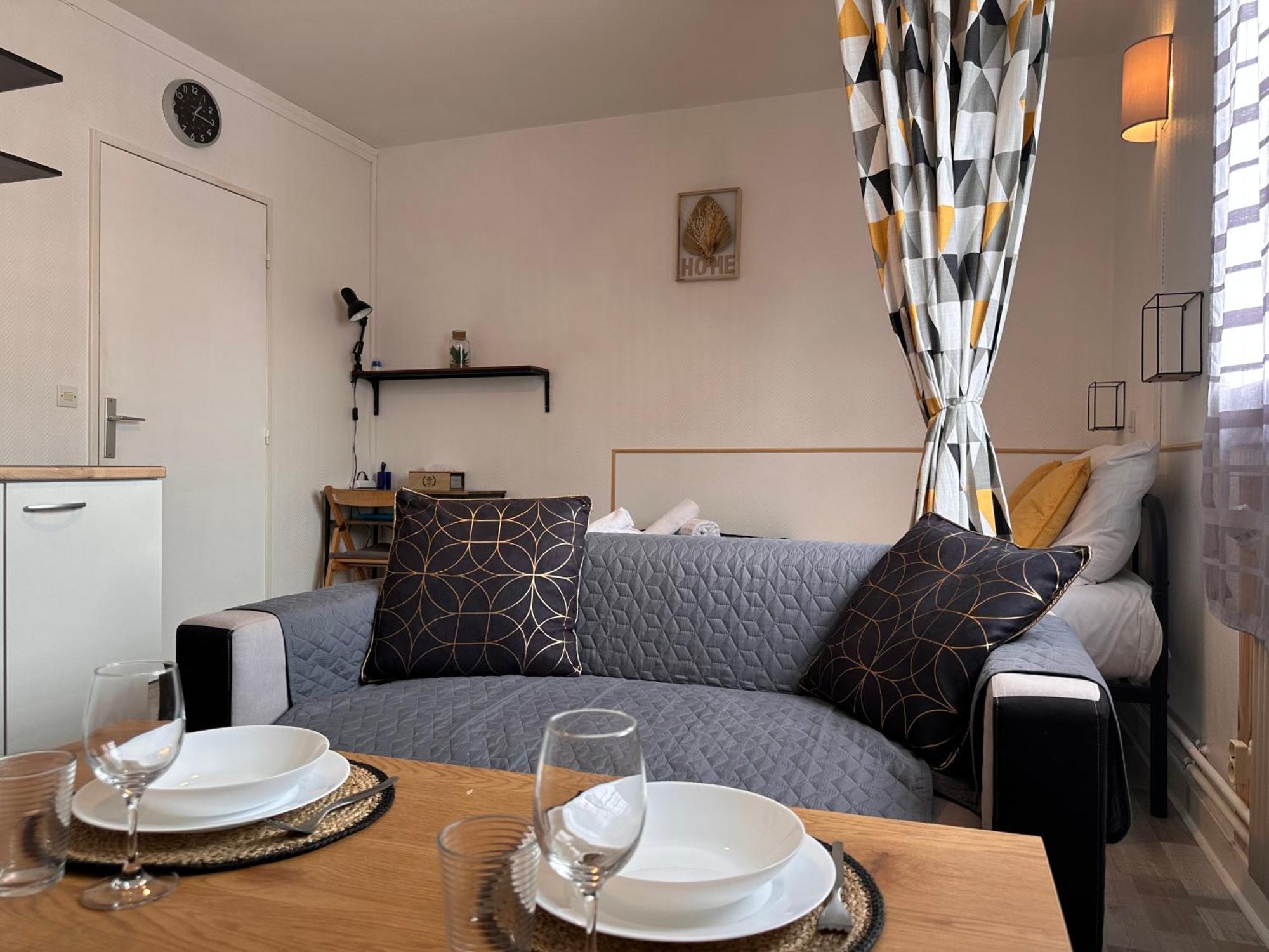 Orleans Centre Proche Gare - Appartement Fonctionnel Residence Calme Parking Prive Gratuit - Le Central Elegance Bagian luar foto