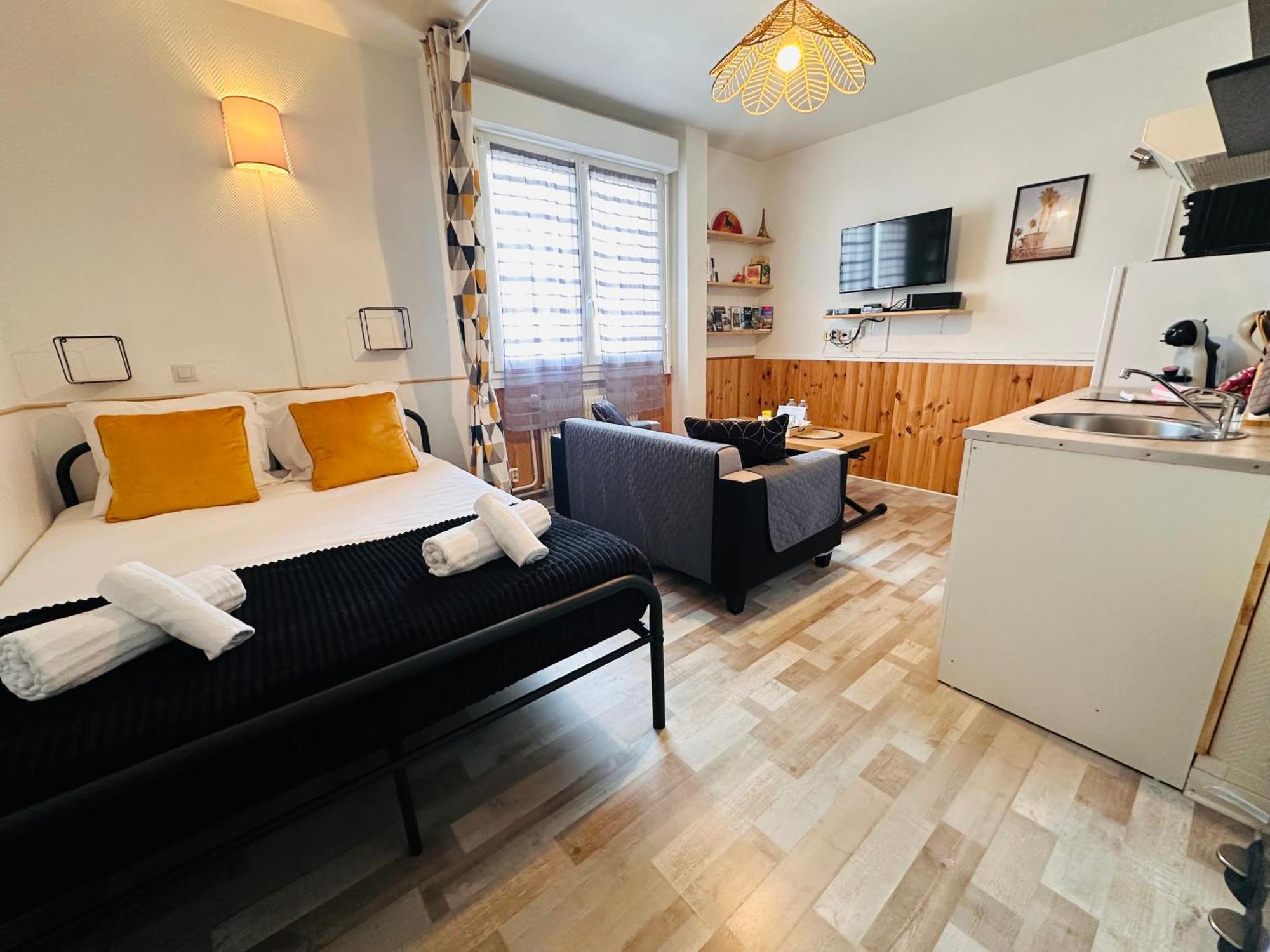 Orleans Centre Proche Gare - Appartement Fonctionnel Residence Calme Parking Prive Gratuit - Le Central Elegance Bagian luar foto